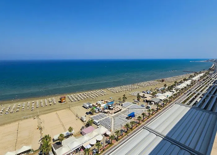 Beachfront Seaview Lux Penthouse Апартаменты *