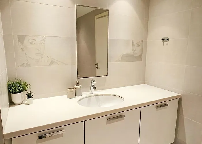 Beachfront Seaview Lux Penthouse * Larnaca