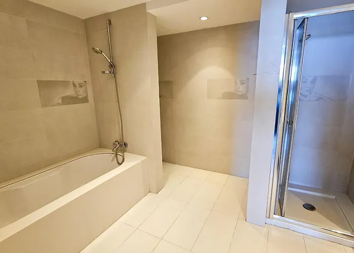 Beachfront Seaview Lux Penthouse Appartement *